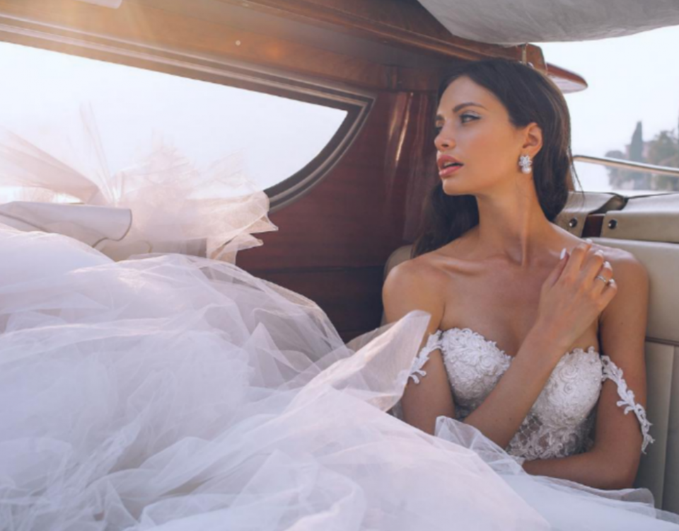 Warren Tricomi is a premier wedding hair and makeup salon serving NYC and surrounding areas.